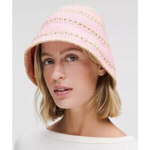 Lululemon‎ Cotton Crochet Bucket Hat in Pink Organza & Light Ivory Size S/M